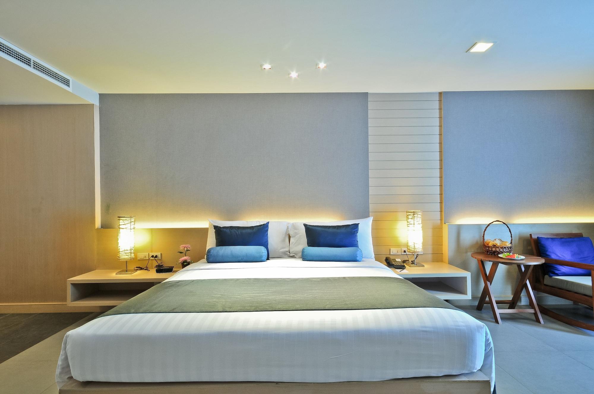 Ashlee Heights Hotel Patong Esterno foto