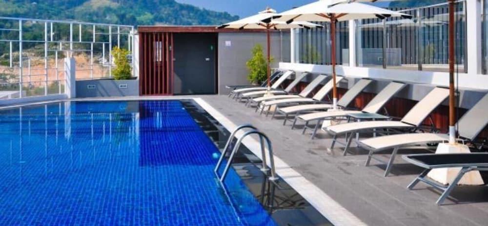 Ashlee Heights Hotel Patong Esterno foto