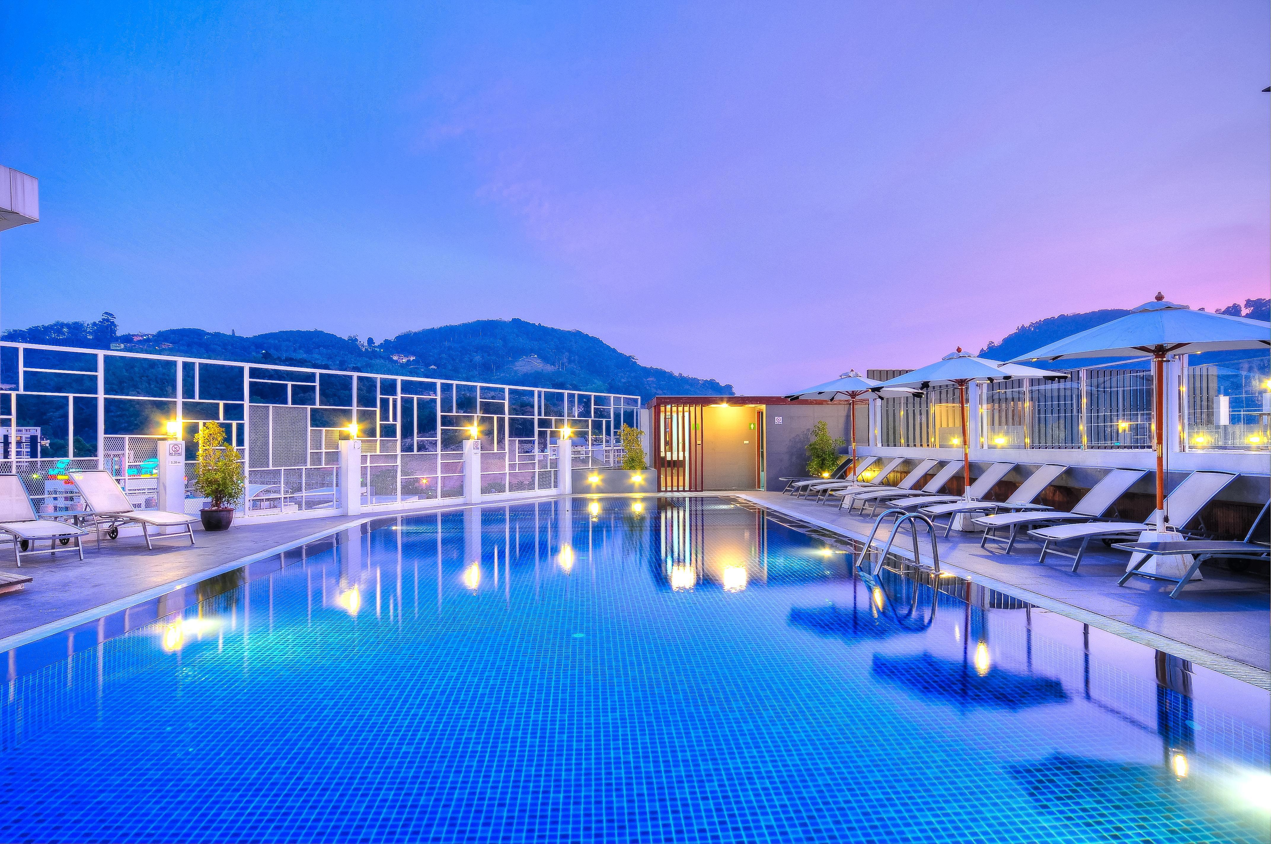 Ashlee Heights Hotel Patong Esterno foto