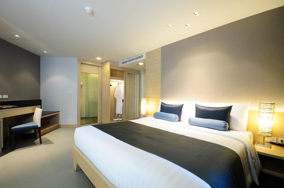 Ashlee Heights Hotel Patong Esterno foto
